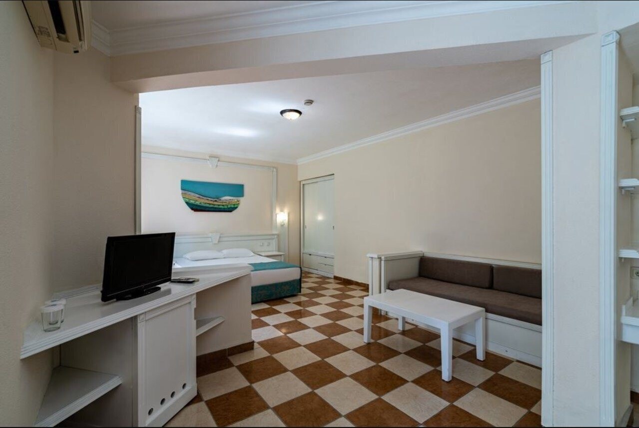 Панорама The Garden Beach Hotel (ex. Ganita Garden Suite) 5*